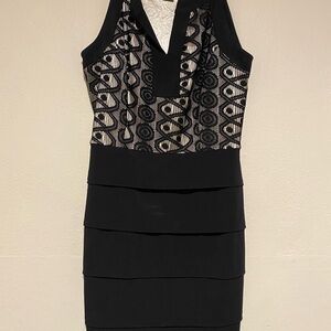 Enfocus Studio Black and Cream Geometric Mini Dress